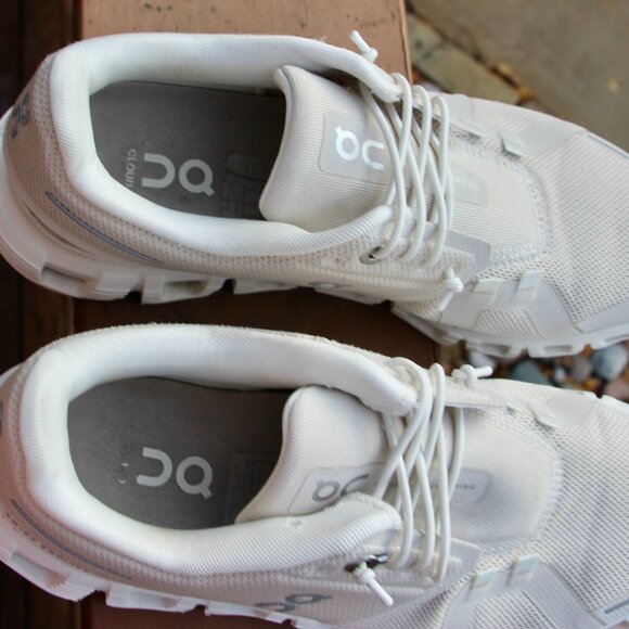 On Clouds Ladies sneakers size 7 - Picture 4 of 5